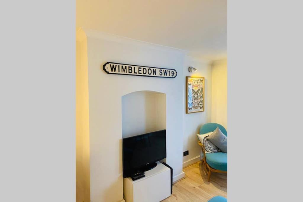 Ferienwohnung Stunning, Stylish Garden Flat In The Heart Of Wimbledon London Exterior foto