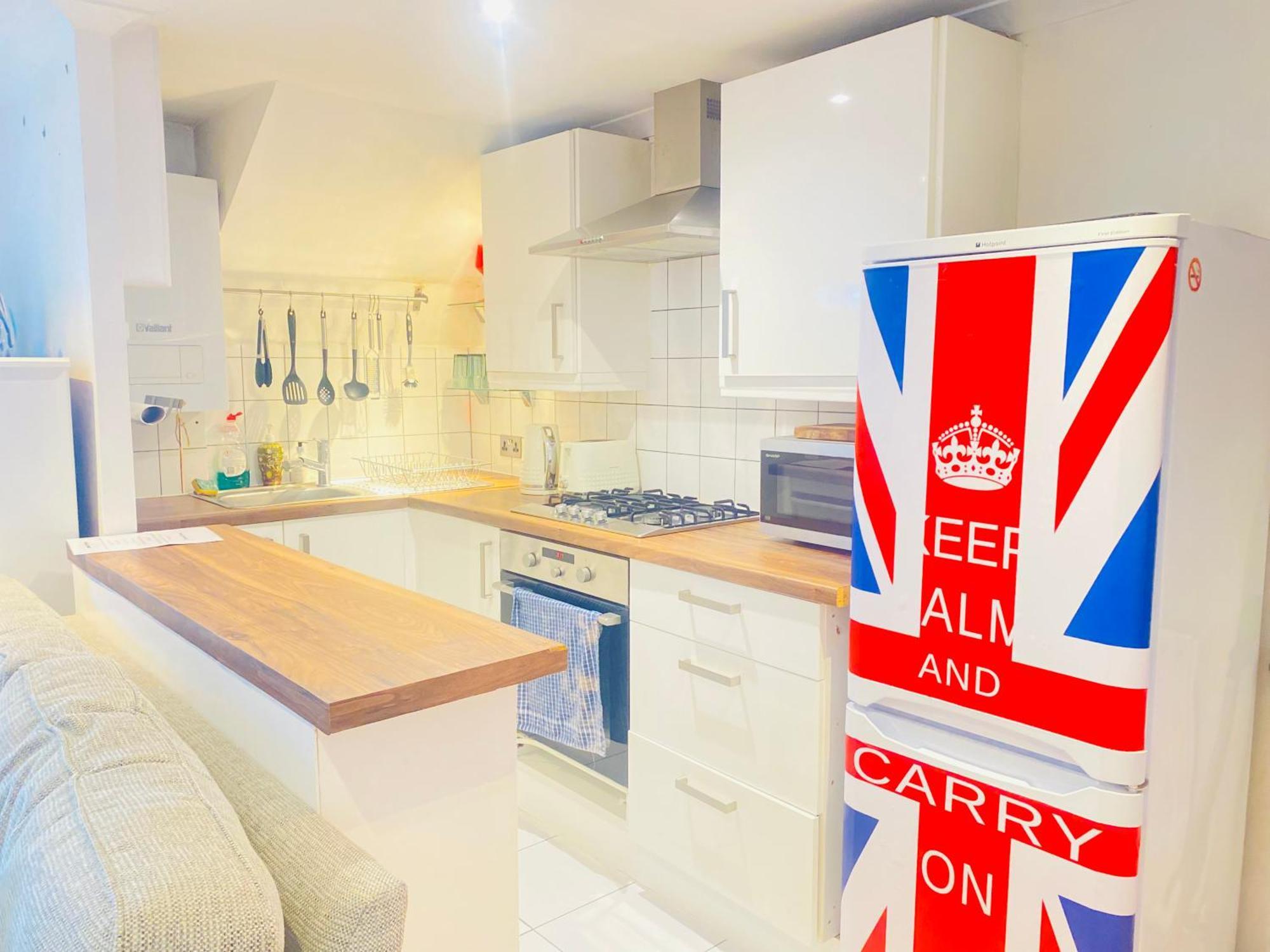 Ferienwohnung Stunning, Stylish Garden Flat In The Heart Of Wimbledon London Exterior foto