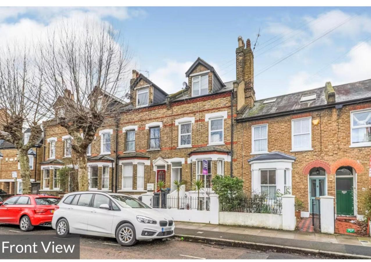 Ferienwohnung Stunning, Stylish Garden Flat In The Heart Of Wimbledon London Exterior foto